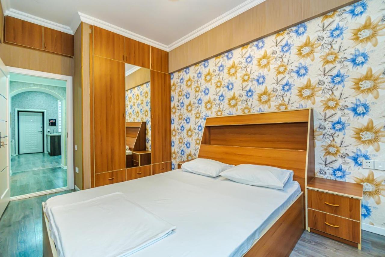 M Estate 1 Room Targovu Baku Bagian luar foto